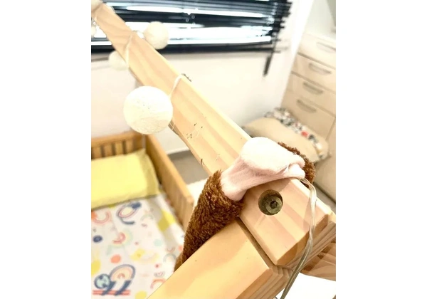 Cama infantil montessoriana