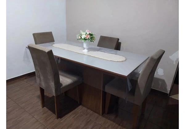 Mesa retangular 4 cadeiras