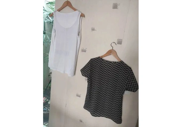 Blusa manga Tam M (42) 25, 00<br>Altura 62cm<br>Largura 52cm<br>Ombro 42cm<br>