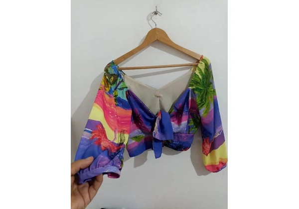 blusa estampada da angelique muito linda
