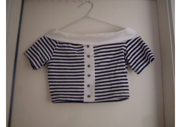 Blusa navy ombro curta