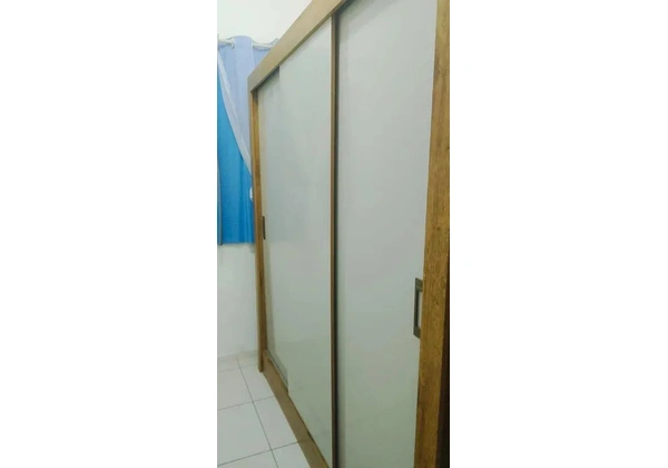 Guarda-roupa casal moderno