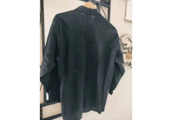 camisa 100% linho bordada RICHELIEU tam m (44) 100, 00<br>Sem uso<br>Preto<br>
