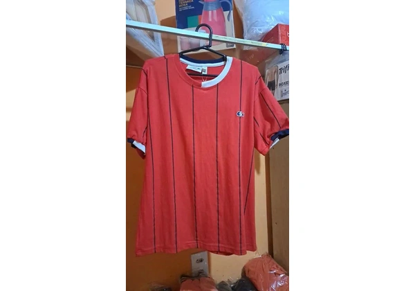 Roupas novas em promoção