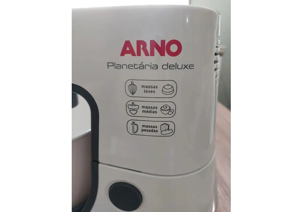 Batedeira planetária Arno FUNCIONANDO BEM