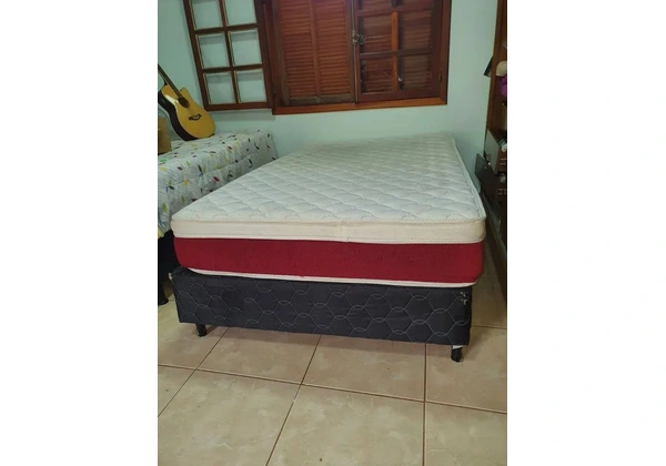 Cama Box Casal Viúva com Colchão Castor