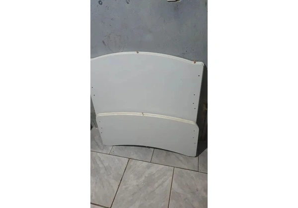 Berço usado mais bom. 200.00