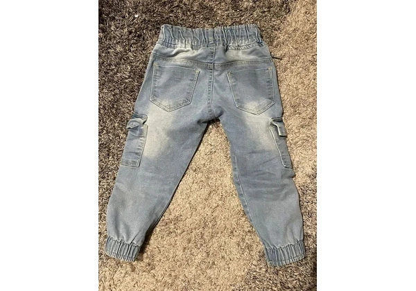 Calça Jeans 3/4 anos