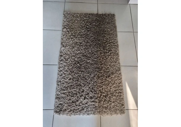 Tapete São Carlos Clemant fio Roselan Prata 1, 20 x 0, 66 metros com ACTIGARD.