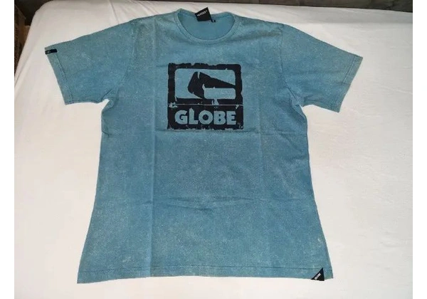 Camiseta Globe