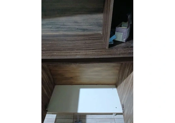 Vendo um armário seminovo