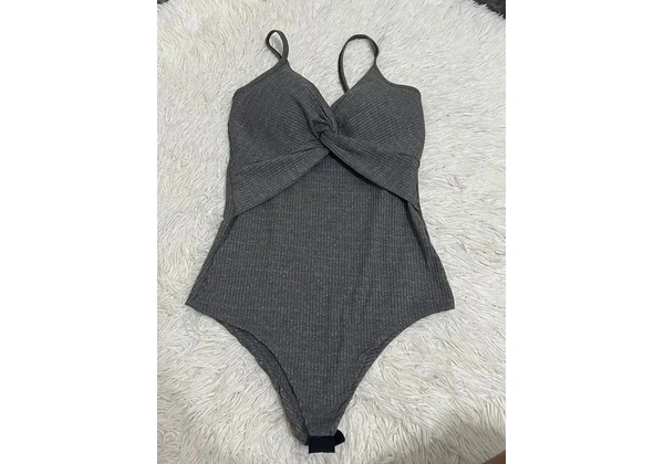 Kit com 4 body (Novos) M