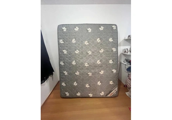 Colchão queensize ortobom