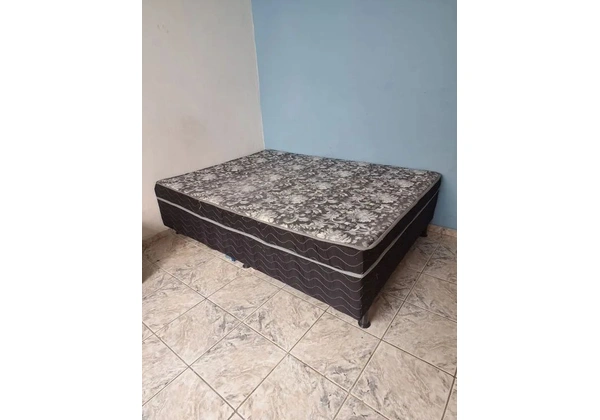 Cama Box conjulgada de Casal