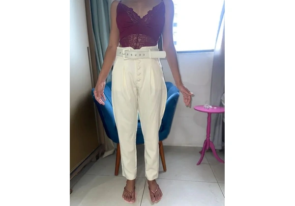 Calça nova