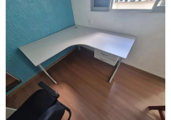 Mesa de escritório em L 1, 49 x 1, 49 -1