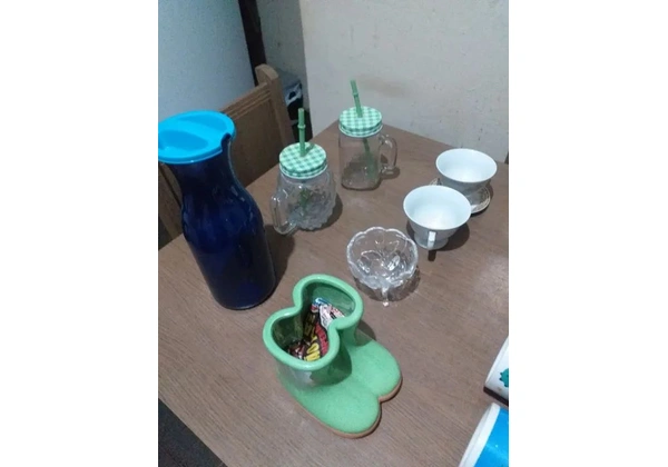 Lote de porcelana para sua casa
