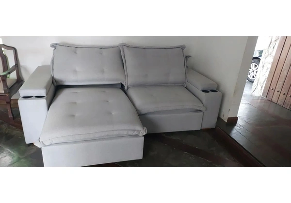Sofá Retratil 2 lugares Cinza Claro