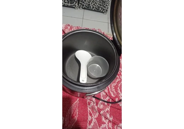 Panela de arroz elétrica