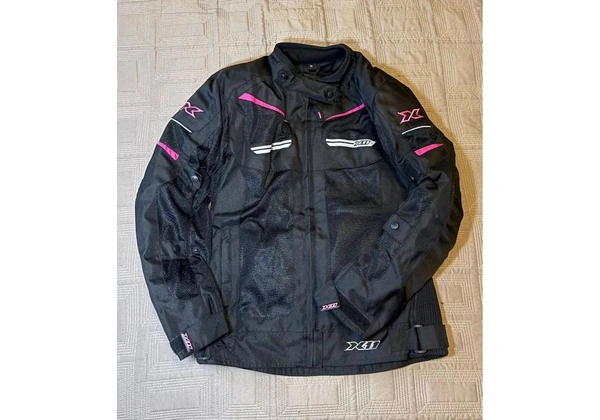 Jaqueta Feminina X11 Breeze NOVA SEM USO