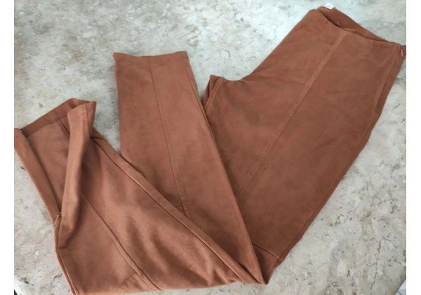 YESSICA calça Suede Tam 44