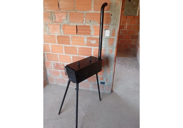 Fogão a lenha de ferro com 2 bocas - ideal para camping e sítio