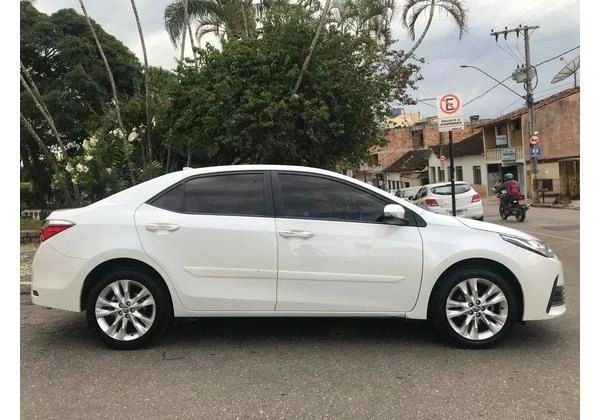 Corolla xei 2.0 branco perolizado 2018 top de linha
