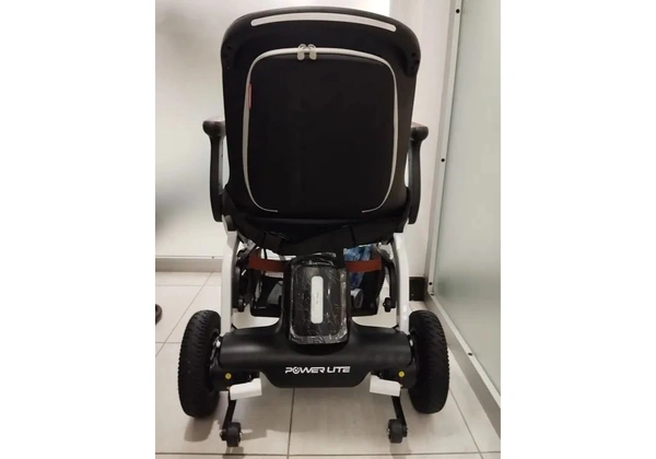 Cadeira de Rodas Motorizada Robooter