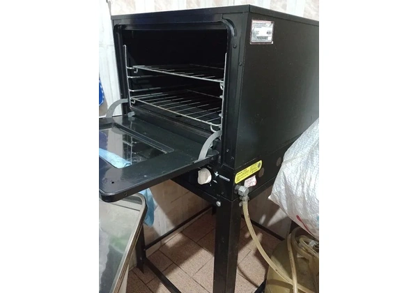 Forno multiuso para bolos, pizzas, assados