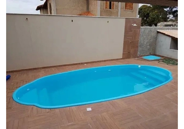 Piscina de fibra 7.00x3.40 completa