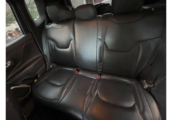 Jeep Jeep Renegade Longitude 1.8 Flex Automático 2015/2016 - 90.500 km