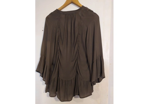 Blusa verde militar