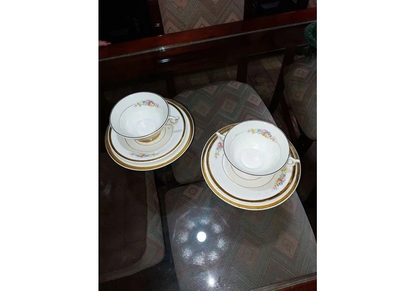 Vendo itens de louça dos anos 50
