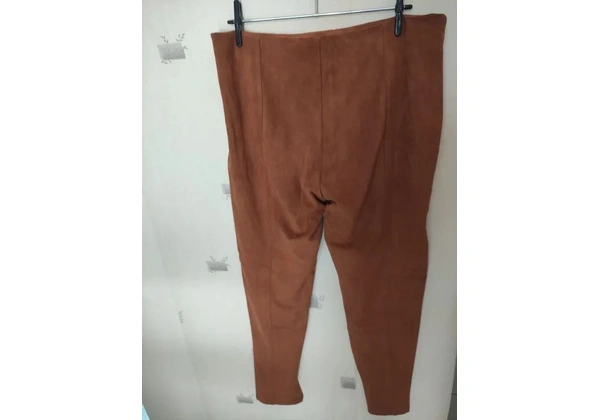 YESSICA calça Suede Tam 44