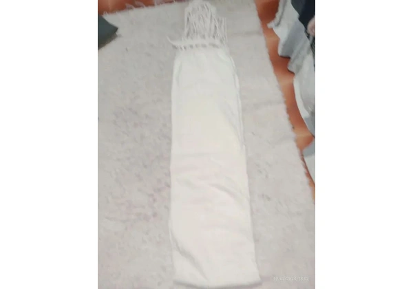 REDE DE DORMIR MODELO SOLTEIRO.