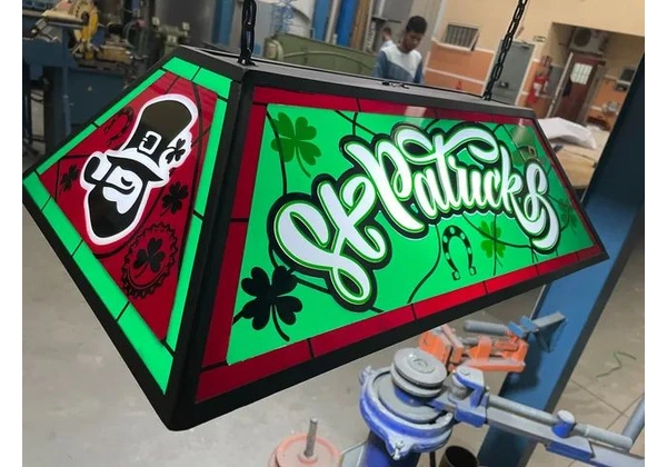 Luminária de acrílico EXCLUSIVA St. Patricks Day