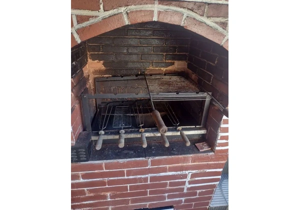 Grelha elétrica, os espertos gira sozinho!