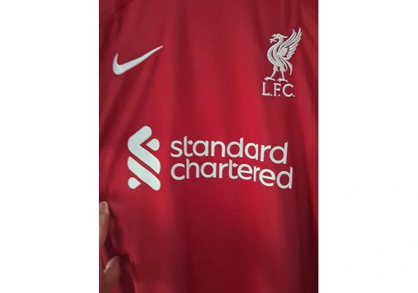 Camisa do Liverpool nike modelo torcedor