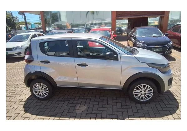 Fiat Mobi 2023 1.0 evo flex like. manual