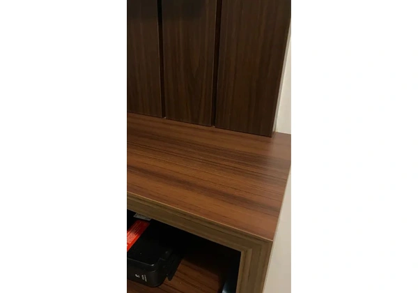 Rack todo em MDF em ótimo estado