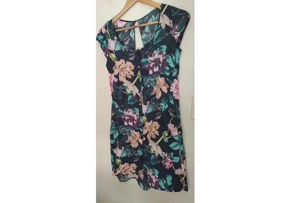 FLEX BLUE VESTIDO TAM P (42) 55, 00<br>100%VISCOSE<br>ALTURA FRENTE 94CM/ Costas 1, 04CM