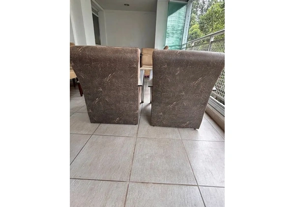 Cadeiras Poltronas decorativas marrom