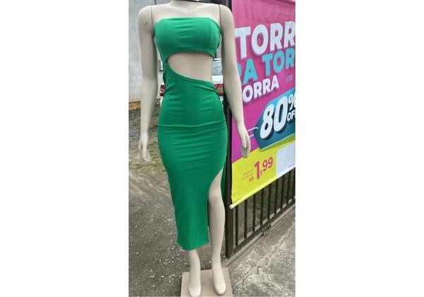 Vendo brechó completo