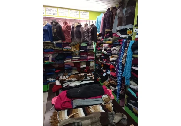 ROUPAS SEMINOVAS FEMININAS DE FRIO!