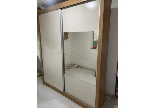 Guarda-Roupa Casal