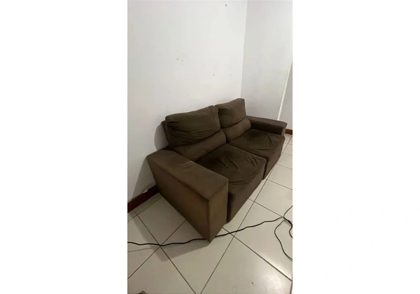 LINDO SOFÁ RETRÁTIL