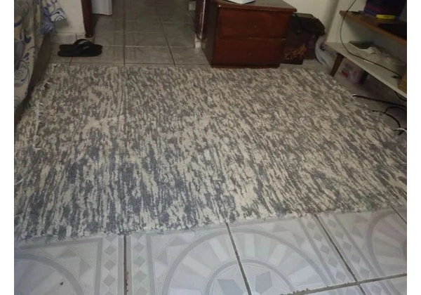 Tapete Branco