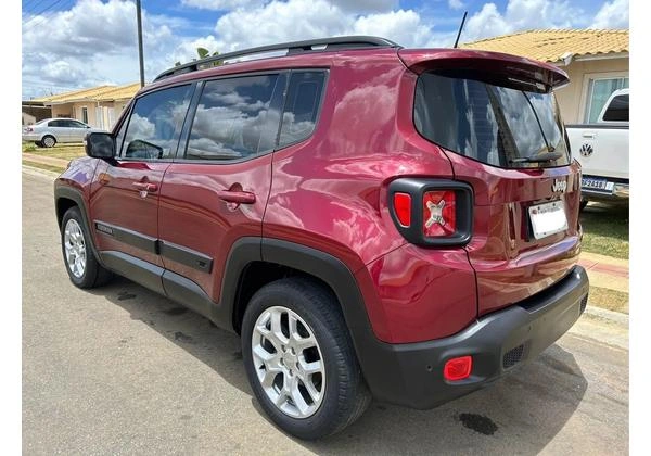 Renegade Longitude 1.8 Flex 2016, Carro muito novo