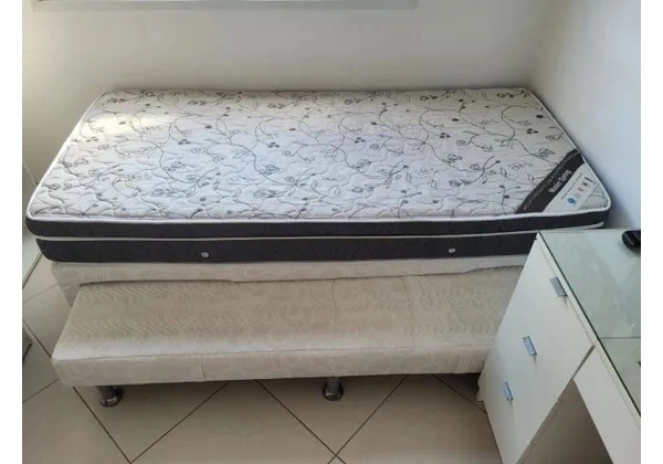 Vendo cama solteiro box com cama auxiliar