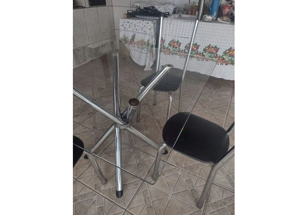 Messa 4 cadeiras 1 metro 1.90